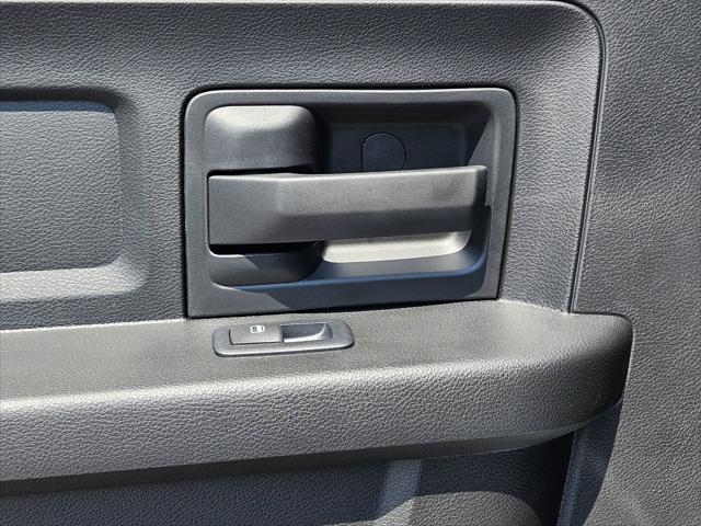 2024 Ram 2500 Tradesman photo 3