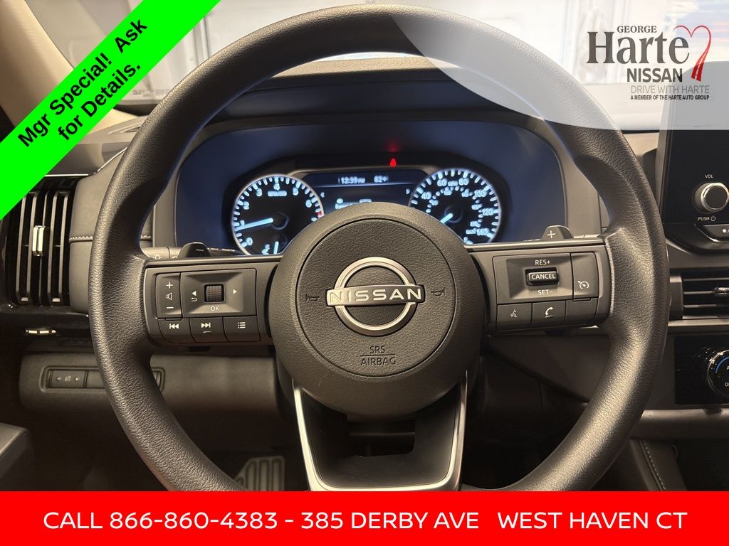 2024 Nissan Pathfinder S photo 15