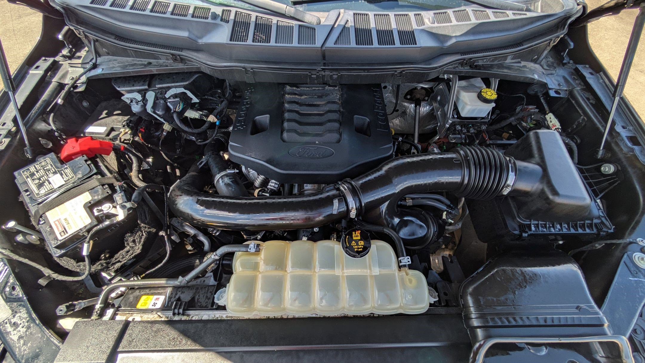2021 Ford F-150 Lariat photo 32