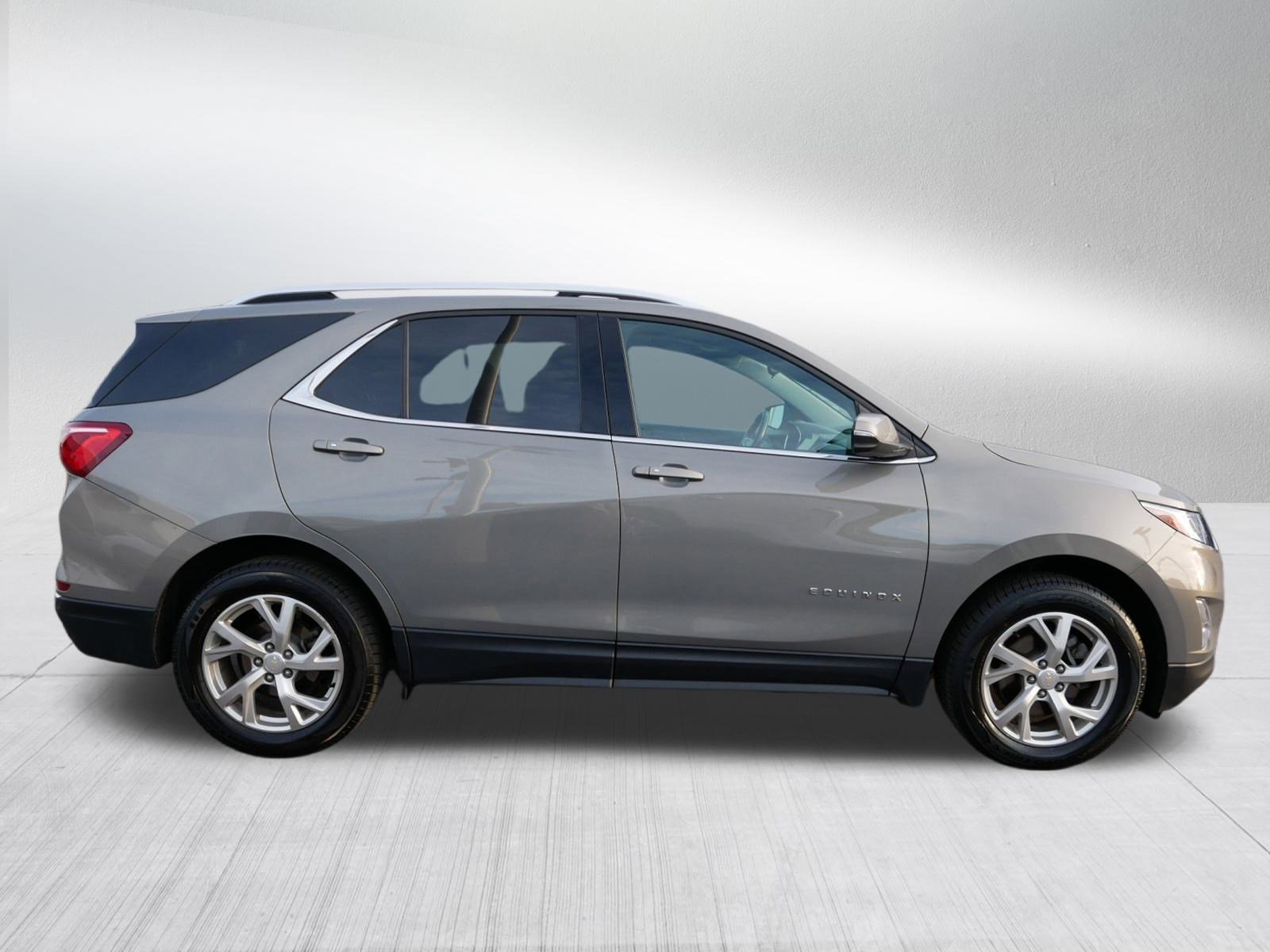 2018 Chevrolet Equinox LT photo 8