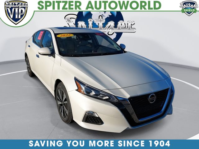 2022 Nissan Altima SV's photo