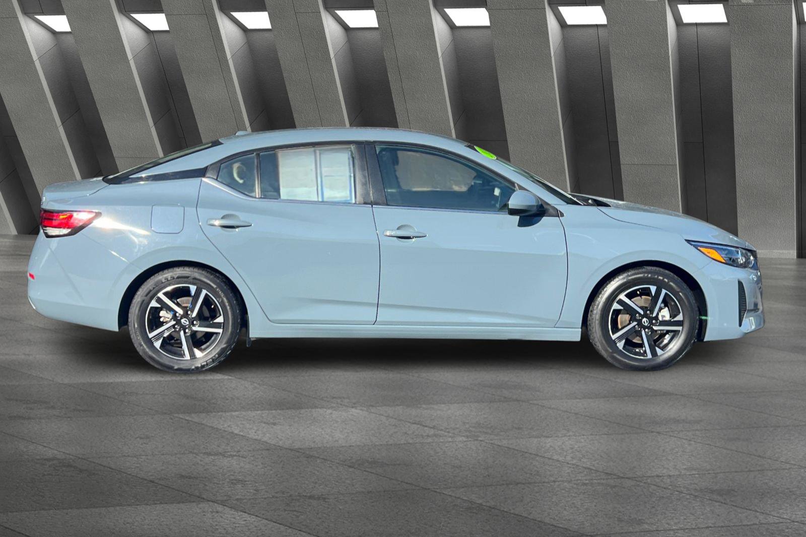 2024 Nissan Sentra SV photo 2
