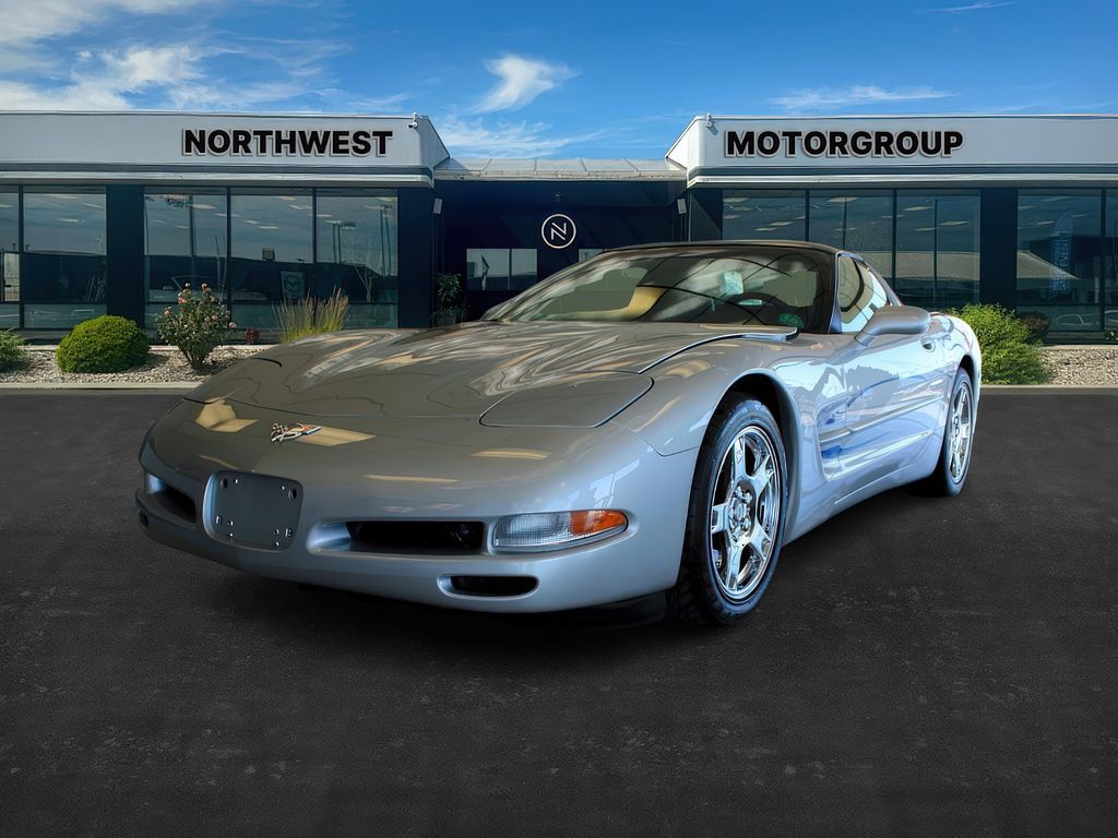 1998 Chevrolet Corvette Base photo 3