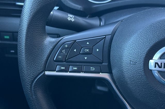 2023 Nissan Sentra SV photo 24