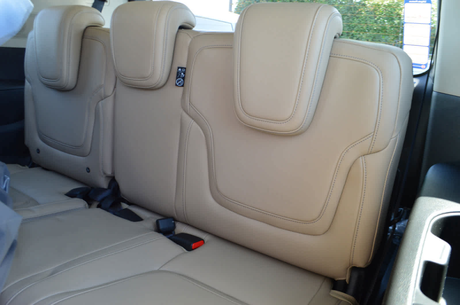 2025 Infiniti QX80 Pure photo 21