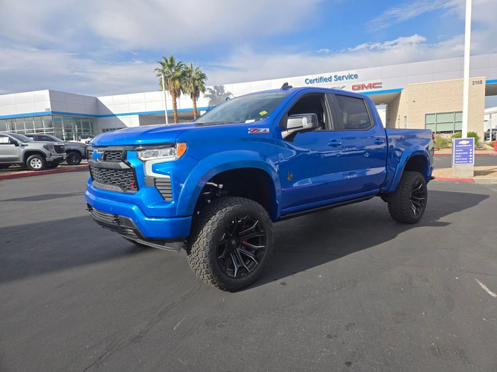 2025 Chevrolet Silverado 1500 RST photo 2