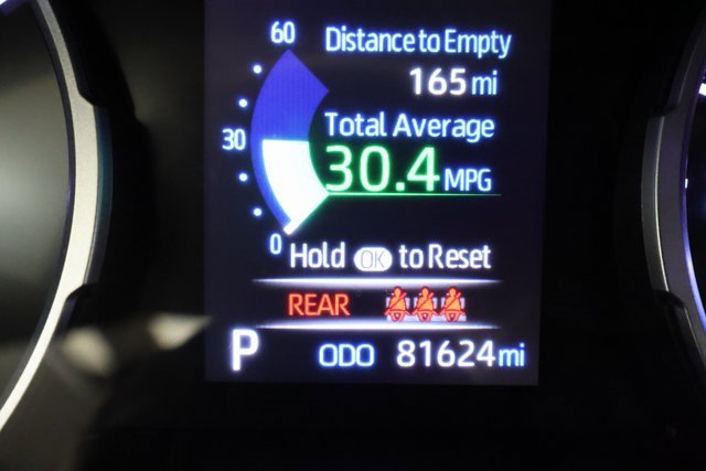 2022 Toyota RAV4 Hybrid XLE photo 13