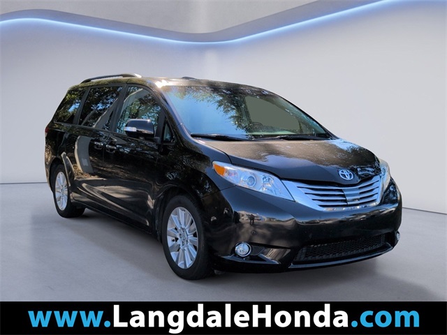 2014 Toyota Sienna Limited's photo