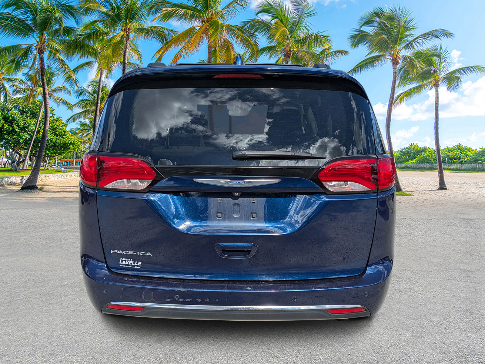 2019 Chrysler Pacifica Touring Plus photo 4