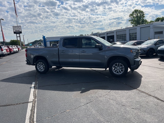 2021 Chevrolet Silverado 1500 RST photo 2