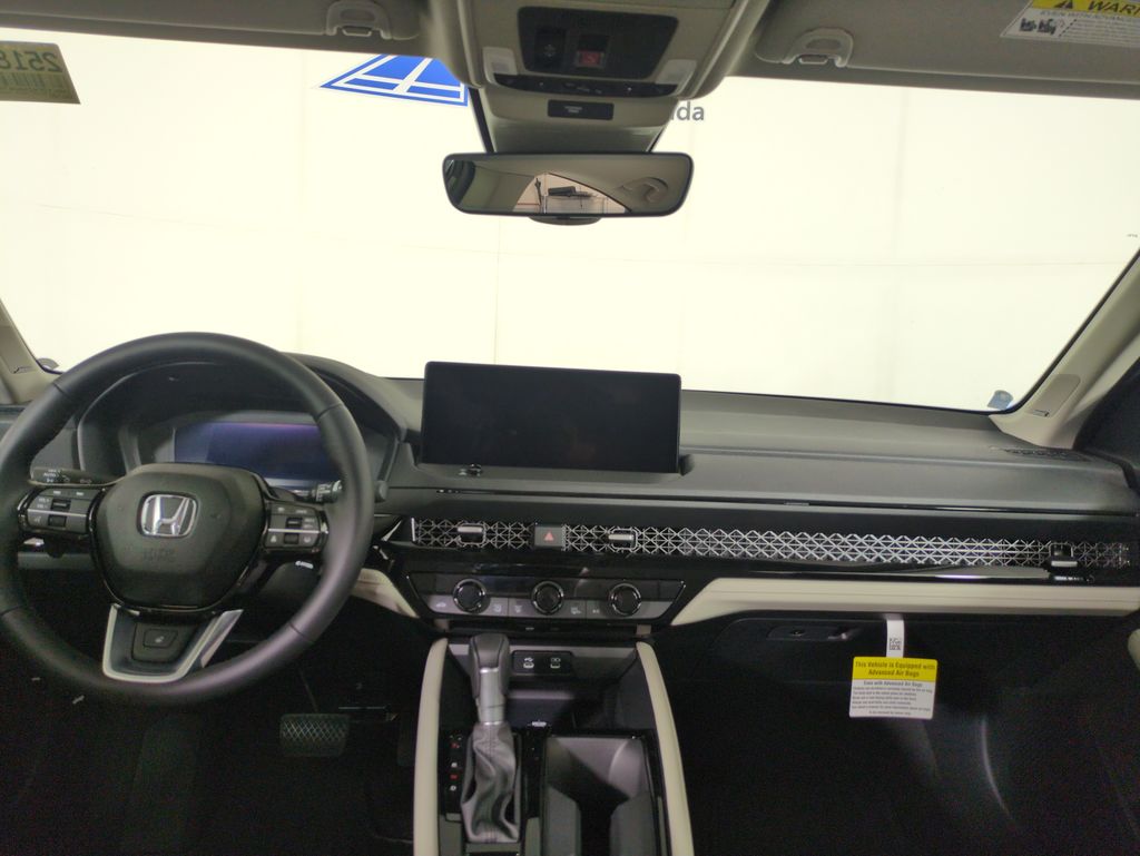 2025 Honda Accord Hybrid Touring photo 18