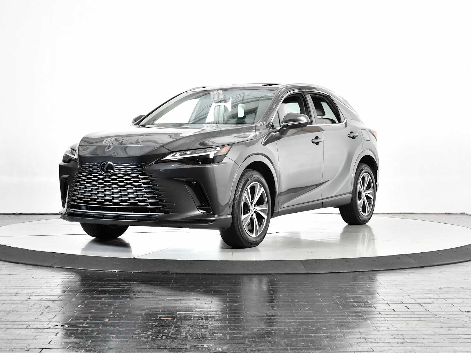 2025 Lexus RX 350's photo