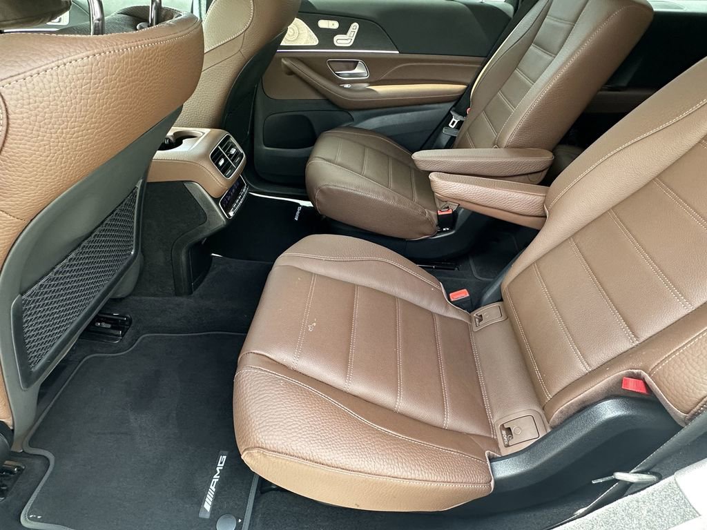 2025 Mercedes Benz GLS 450 4MATIC photo 24