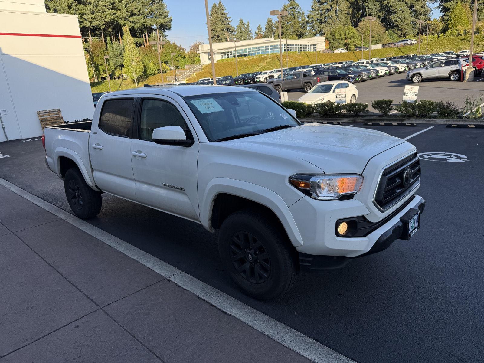2022 Toyota Tacoma SR5 photo 6