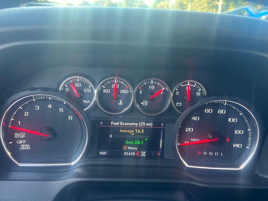 2020 Chevrolet Silverado 1500 RST photo 9