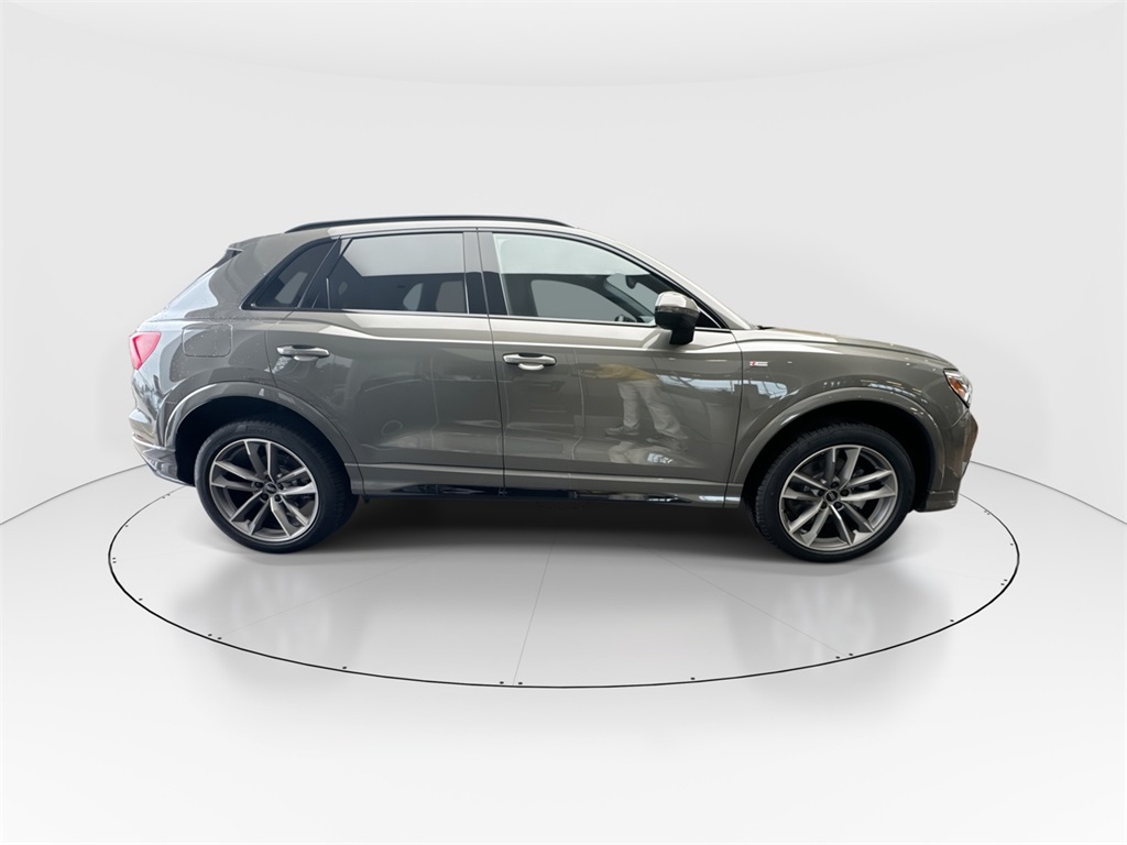 2025 Audi Q3 Premium S line photo 8