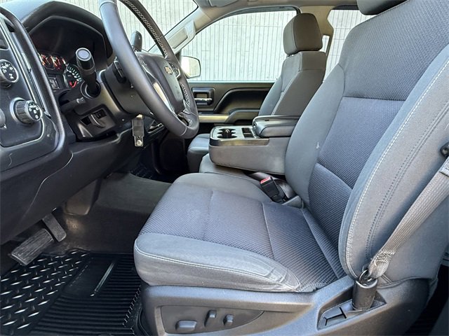 2016 Chevrolet Silverado 1500 LT photo 16