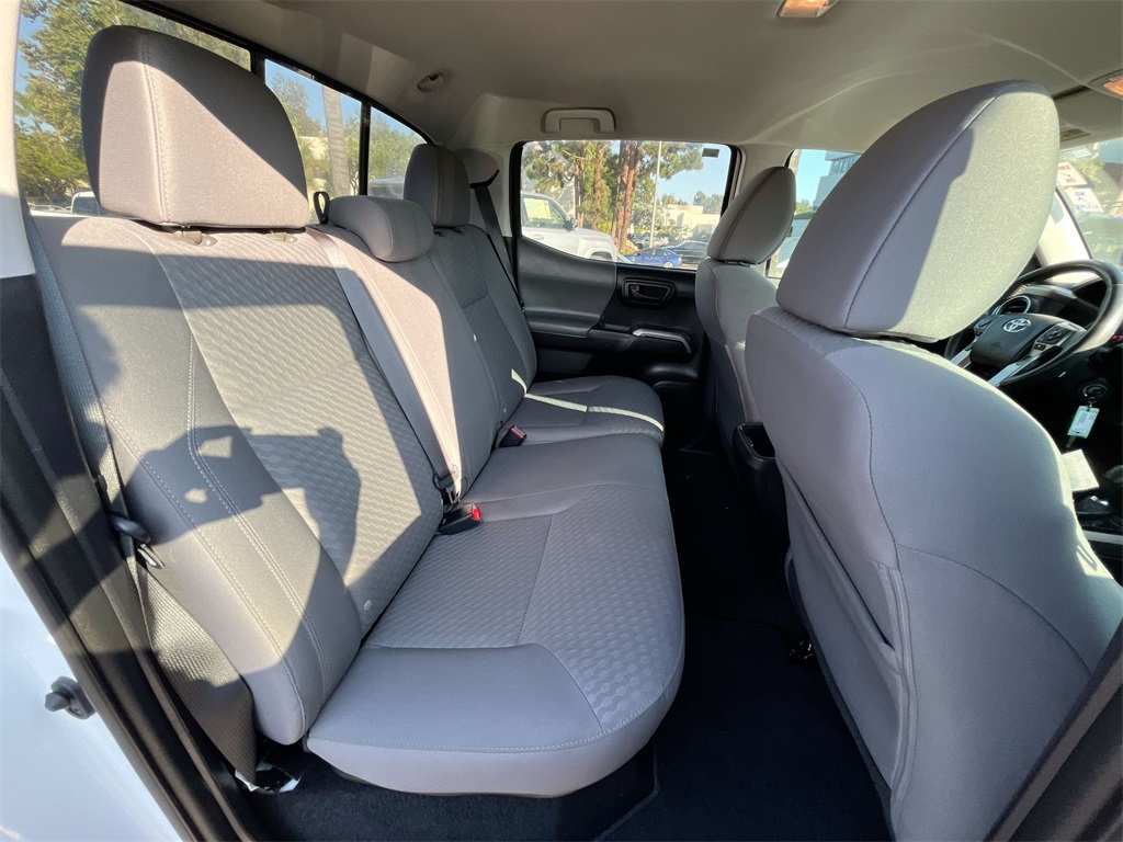 2021 Toyota Tacoma SR5 photo 23