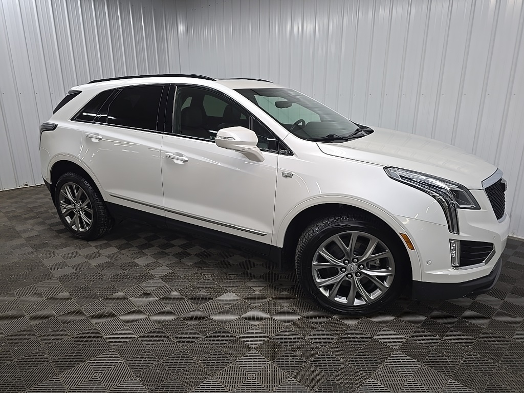 2021 Cadillac XT5 Sport's photo