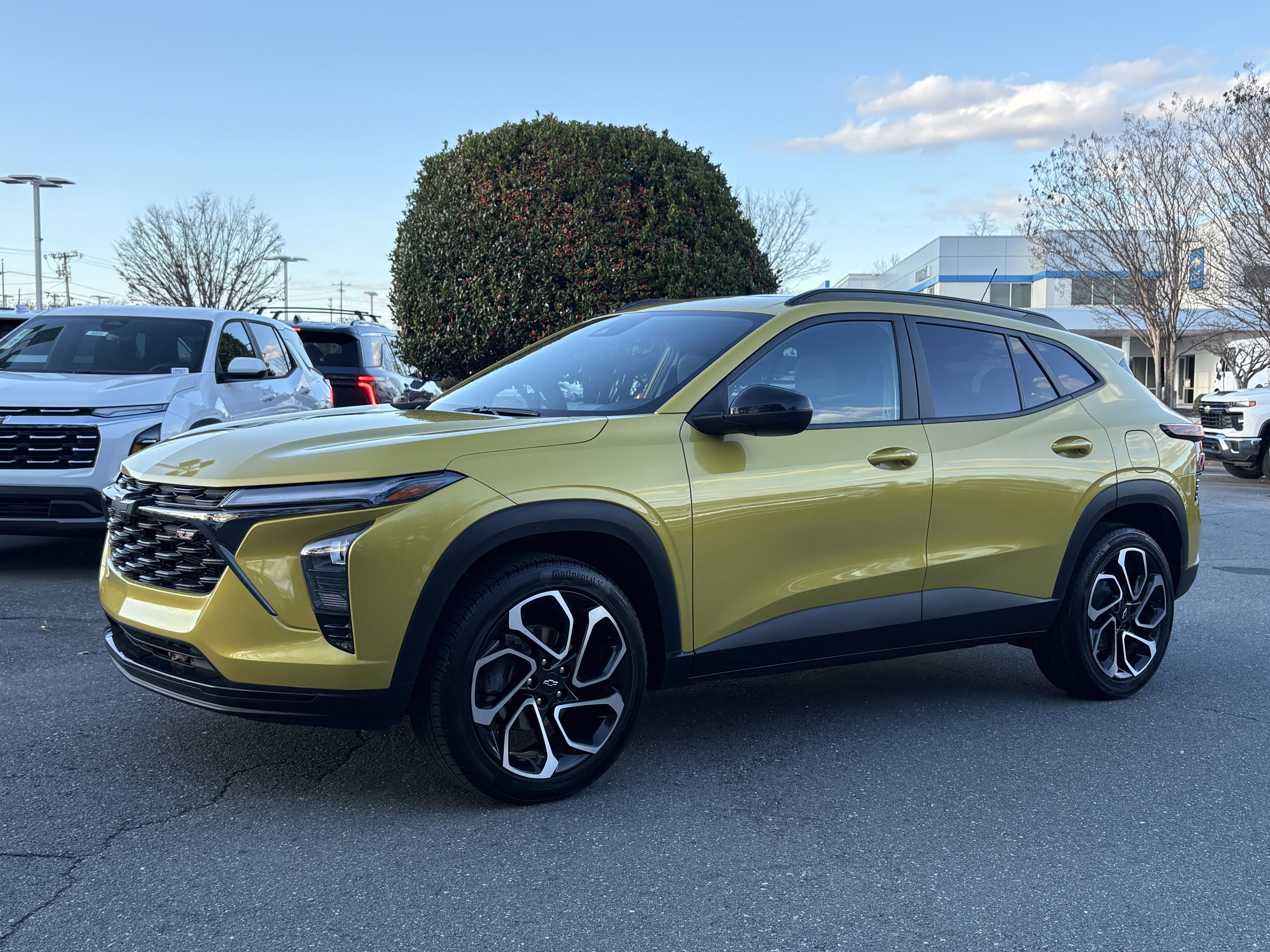 2024 Chevrolet Trax RS's photo