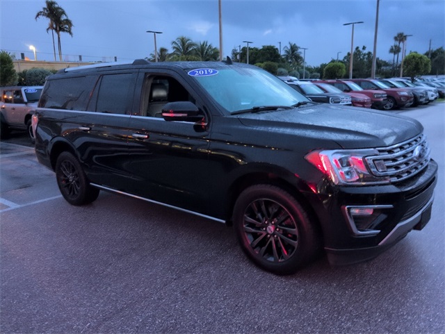 2019 Ford Expedition MAX Limited photo 2
