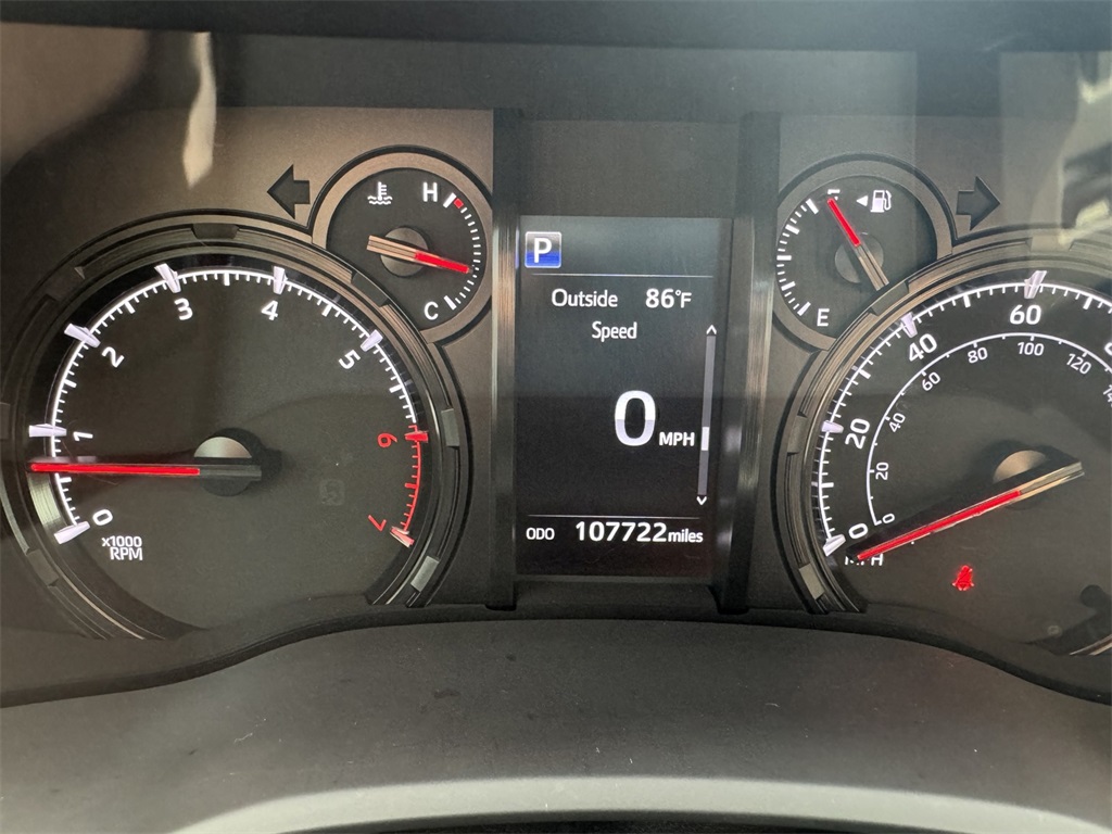 2020 Toyota 4Runner SR5 Premium photo 24