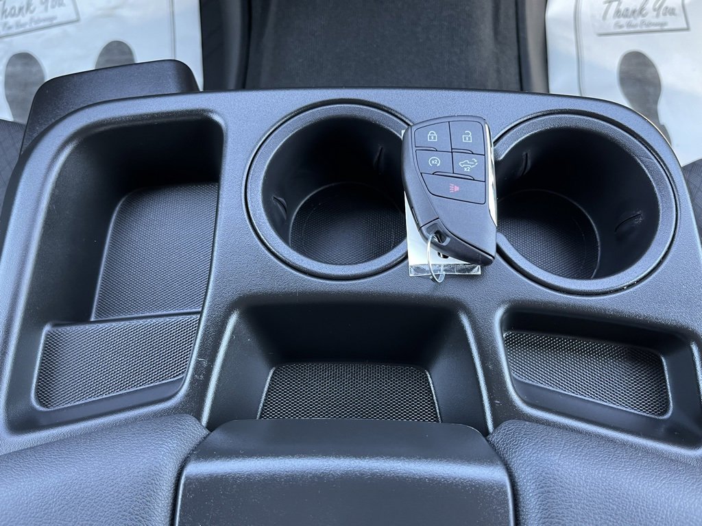 2025 Chevrolet Silverado 1500 LT photo 9