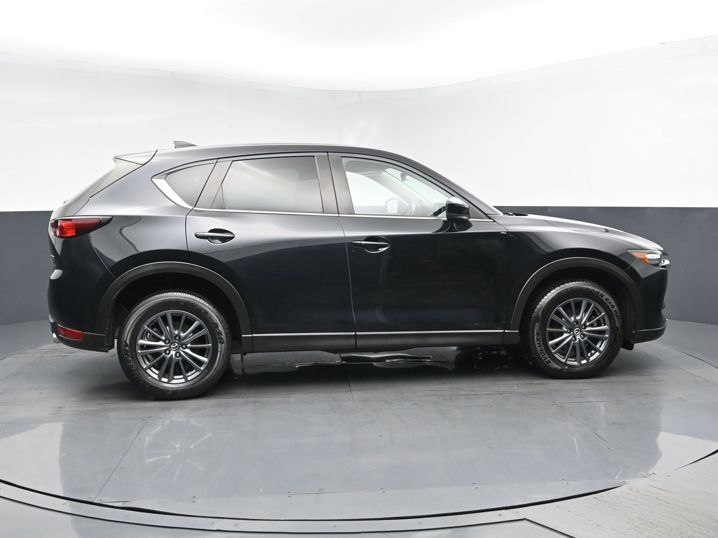 2021 Mazda CX-5 Touring photo 3