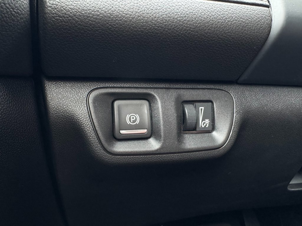 2023 Gmc Acadia SLE photo 12