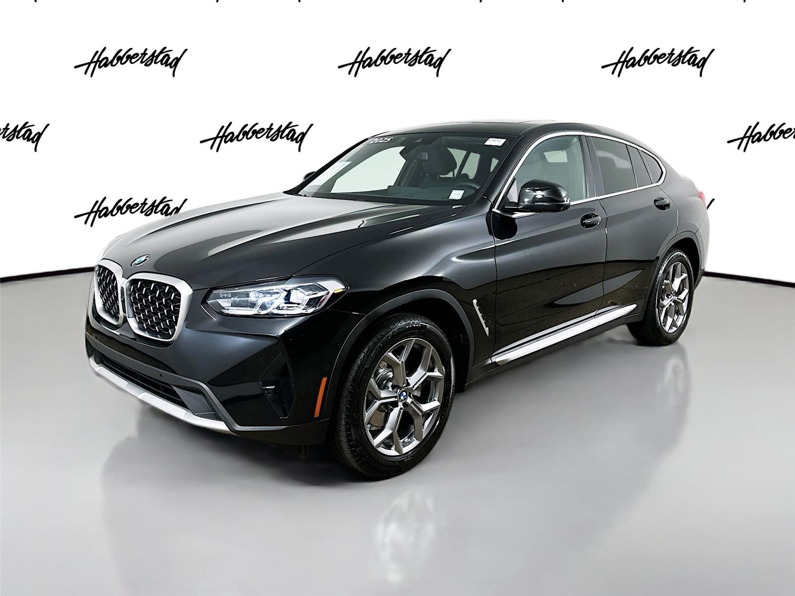 2025 BMW X4 30i's photo