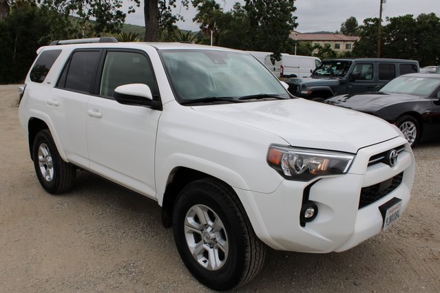 2024 Toyota 4Runner SR5 photo 2