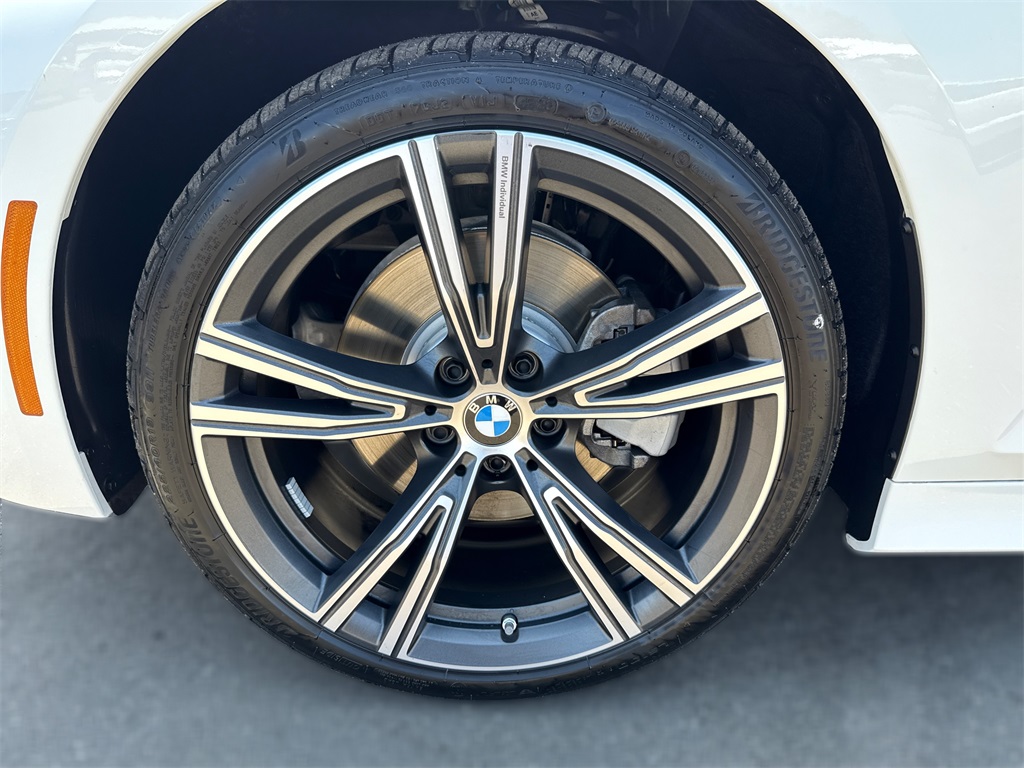 2024 Bmw 330i photo 12