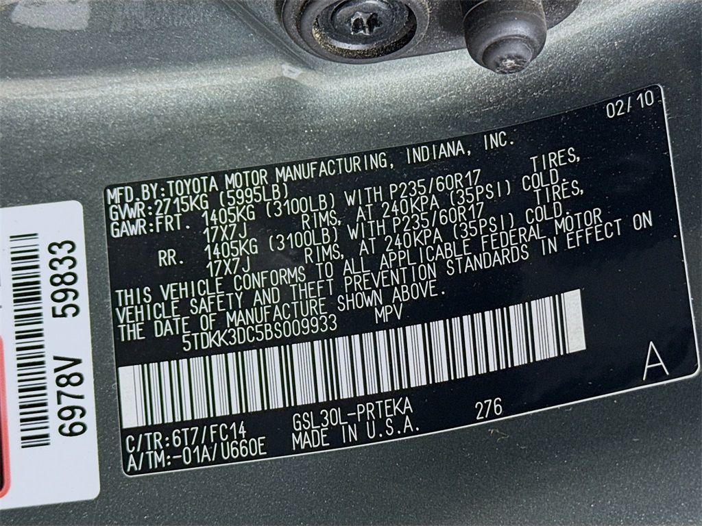 2011 Toyota Sienna LE photo 30