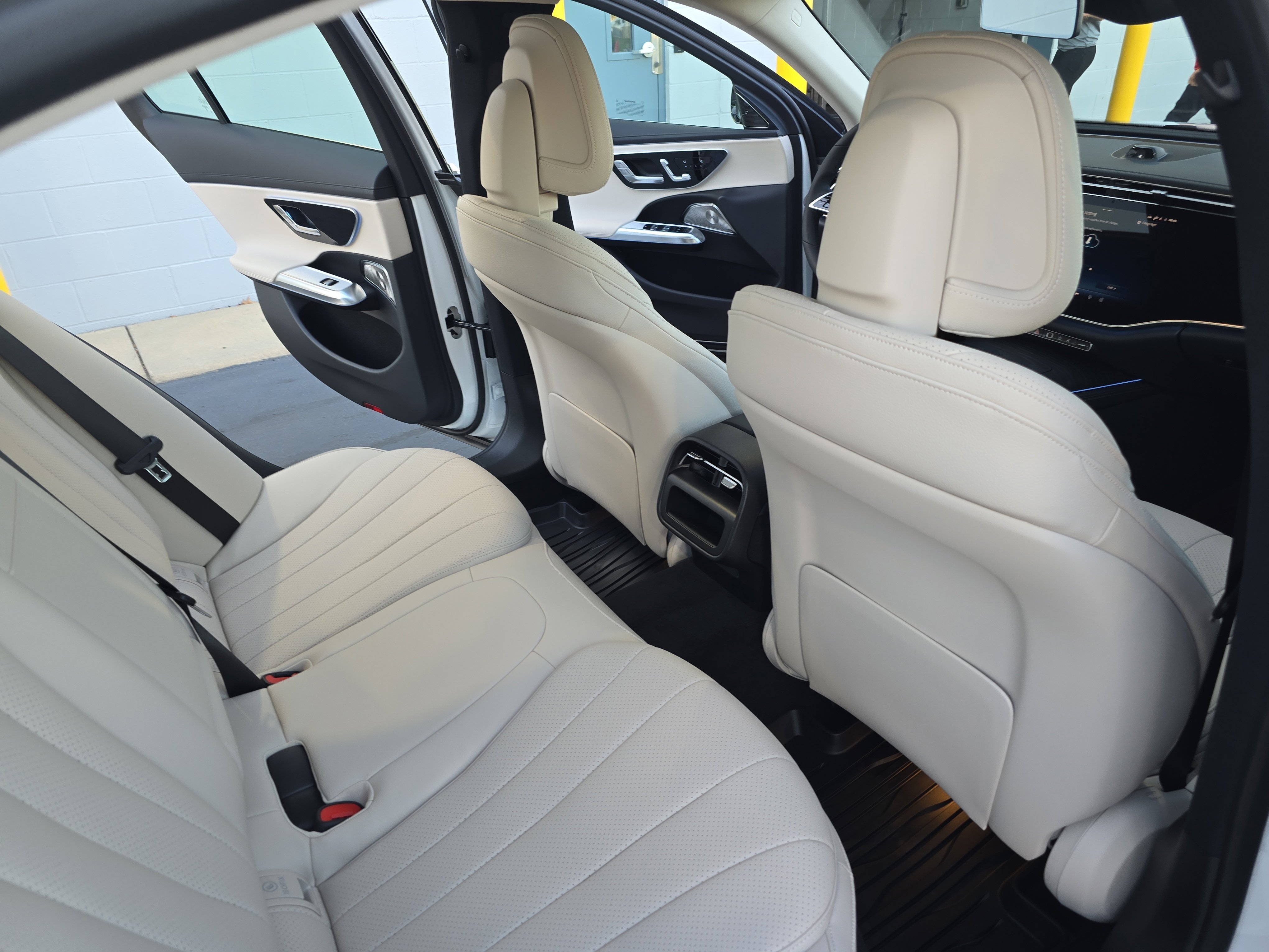 2026 Mercedes Benz E 350 photo 8