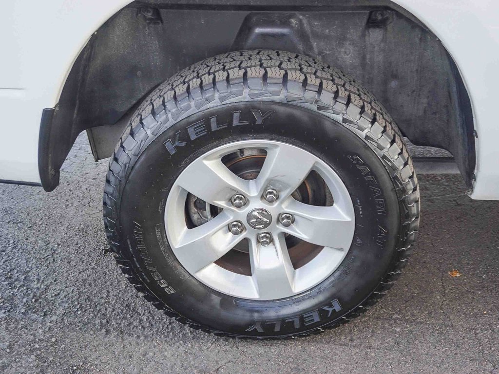 2019 Ram 1500 Classic SLT photo 9