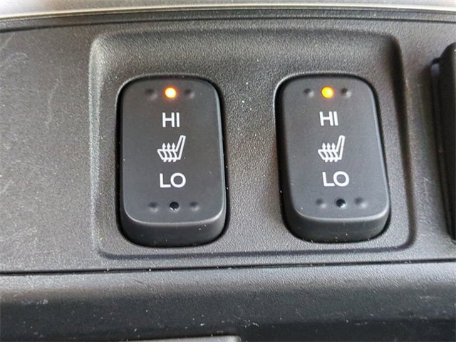 2015 Honda CR-V Touring photo 21