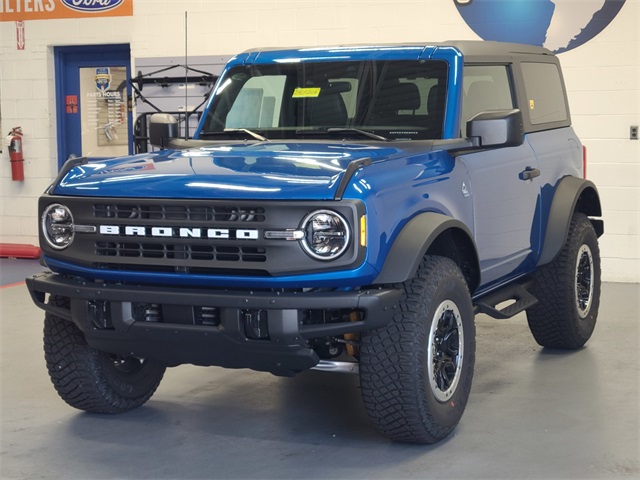 2024 Ford Bronco Black Diamond photo 7