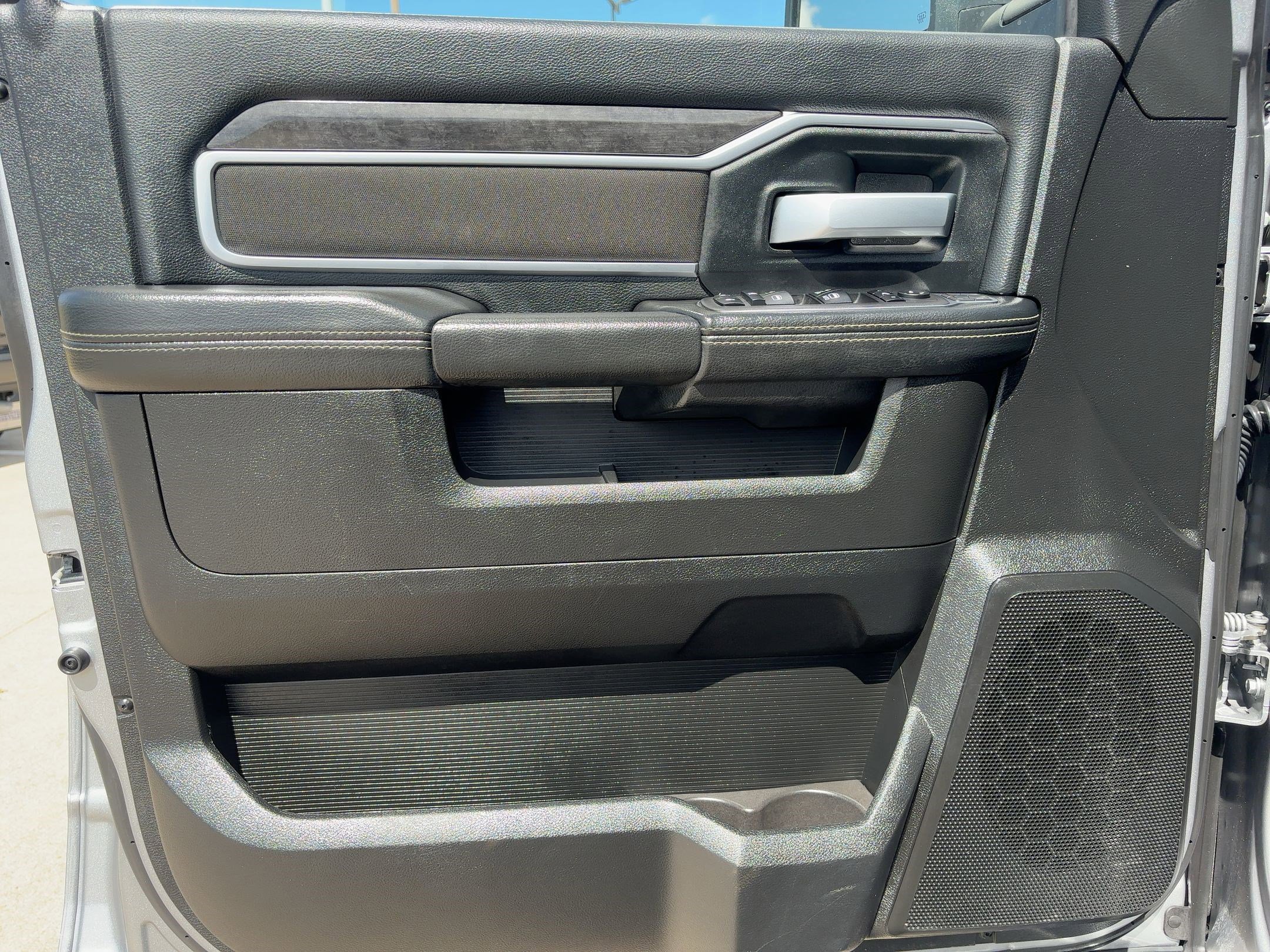 2024 Ram 2500 Big Horn photo 19