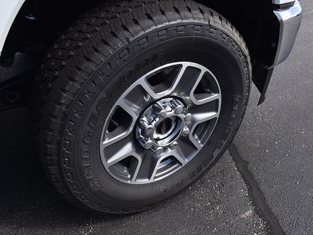 2026 Ford F-350 Lariat photo 8