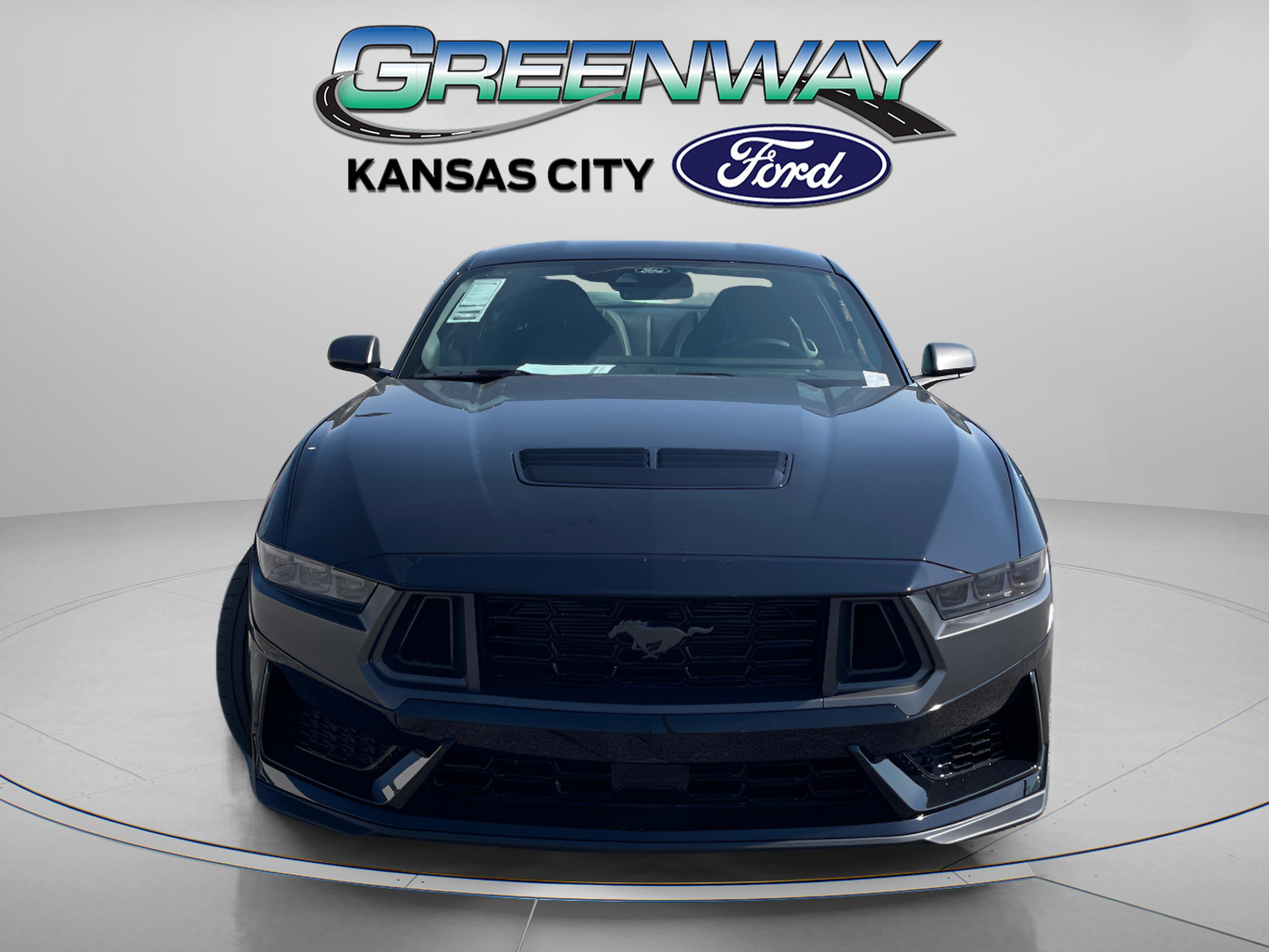 2025 Ford Mustang Dark Horse Premium photo 2