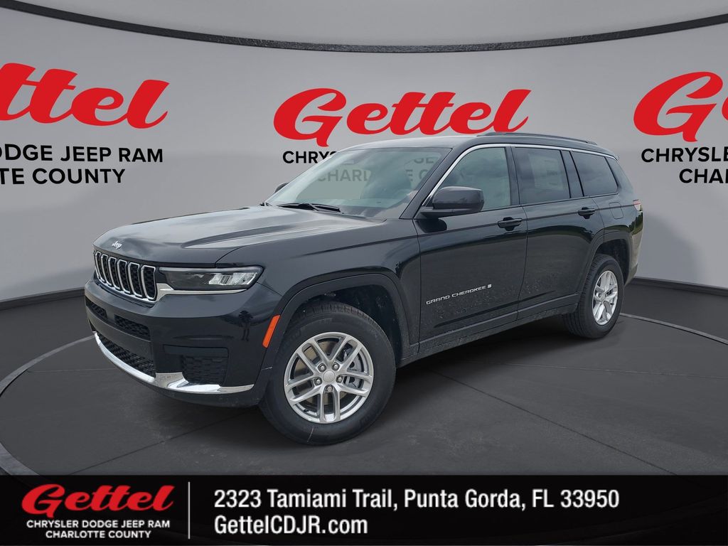 2025 Jeep Grand Cherokee L Laredo's photo