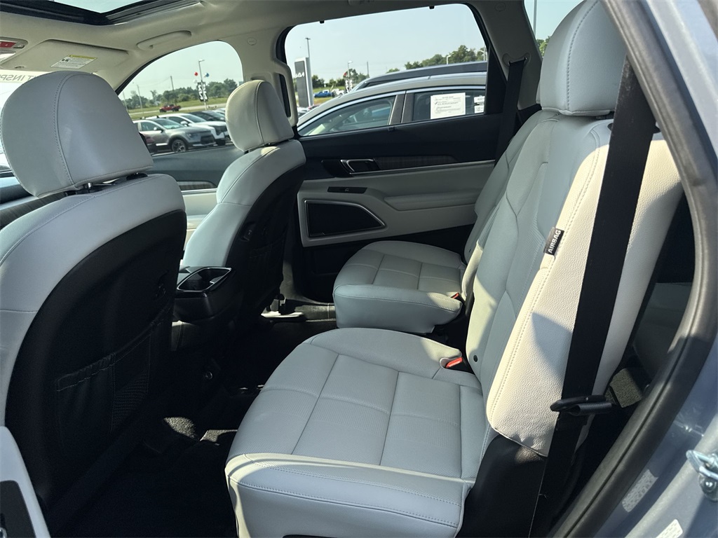 2024 Kia Telluride EX photo 25