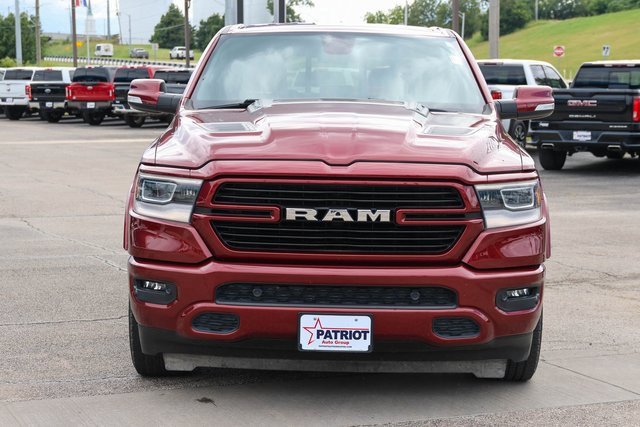 2019 Ram 1500 Laramie photo 2