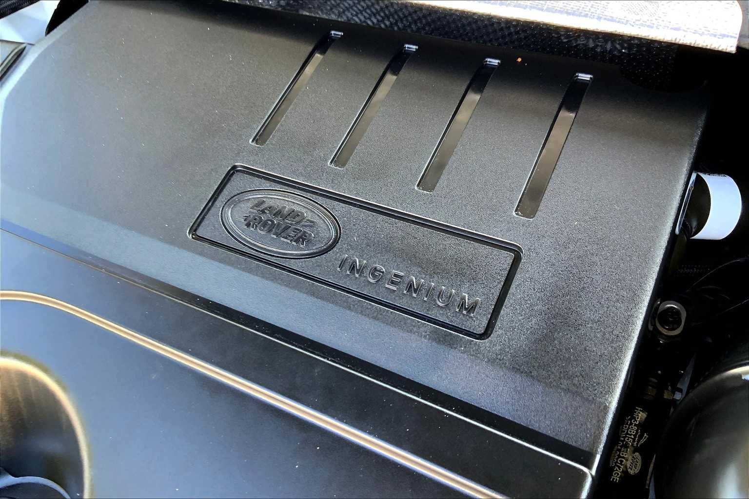 2023 Land Rover Range Rover Evoque R-Dynamic SE photo 27