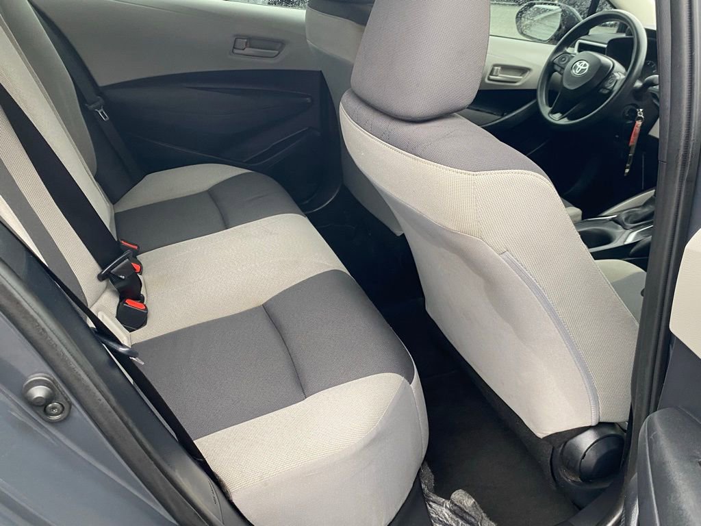 2025 Toyota Corolla LE photo 13