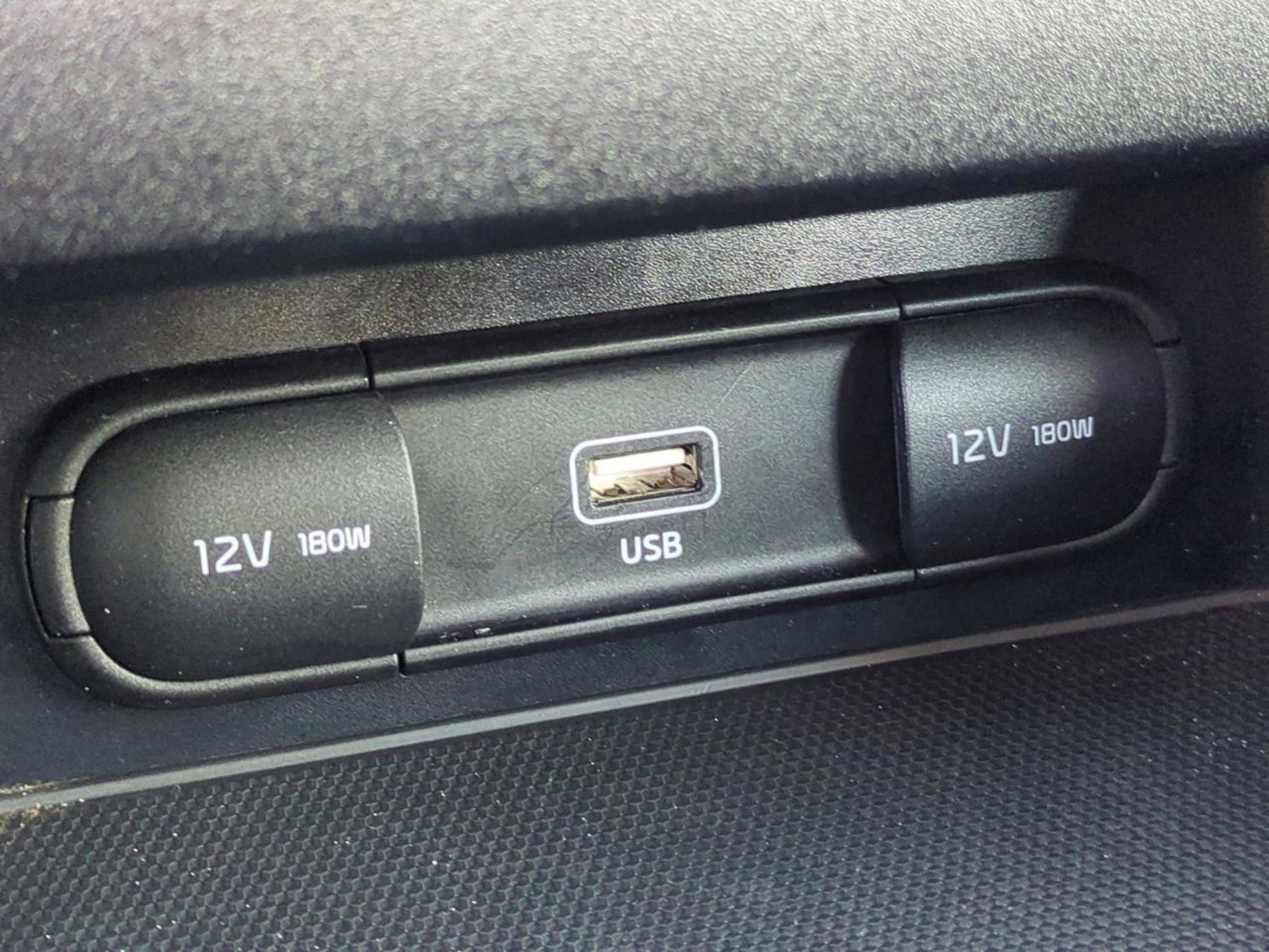 2023 Kia Forte LX photo 21