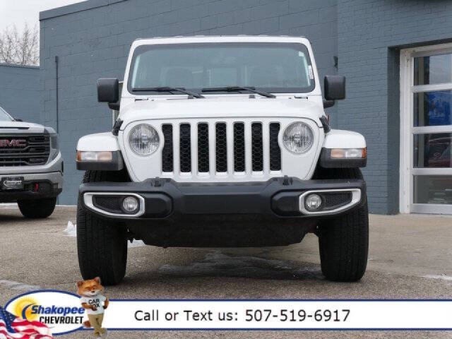 2023 Jeep Gladiator Overland photo 4