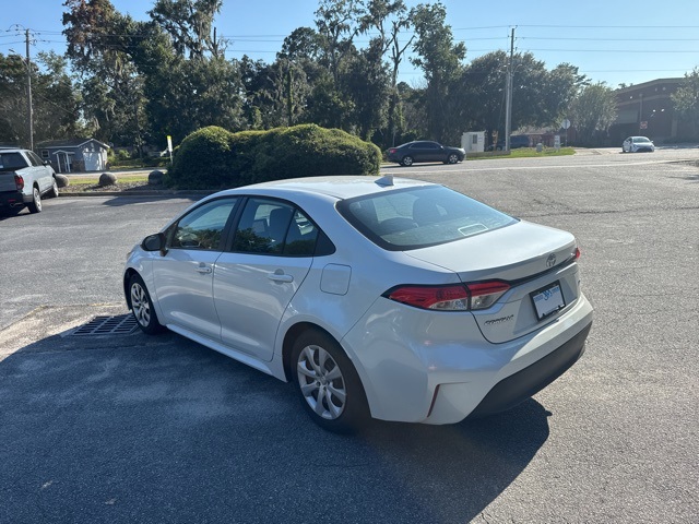 2023 Toyota Corolla LE photo 5