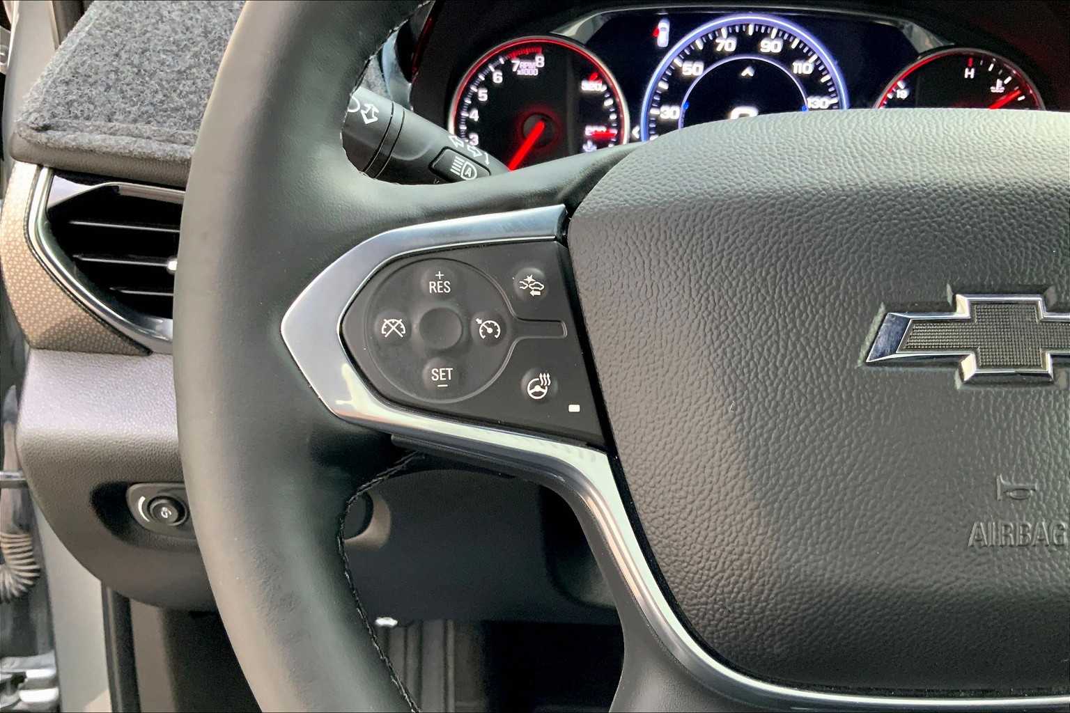 2023 Chevrolet Traverse Premier photo 22