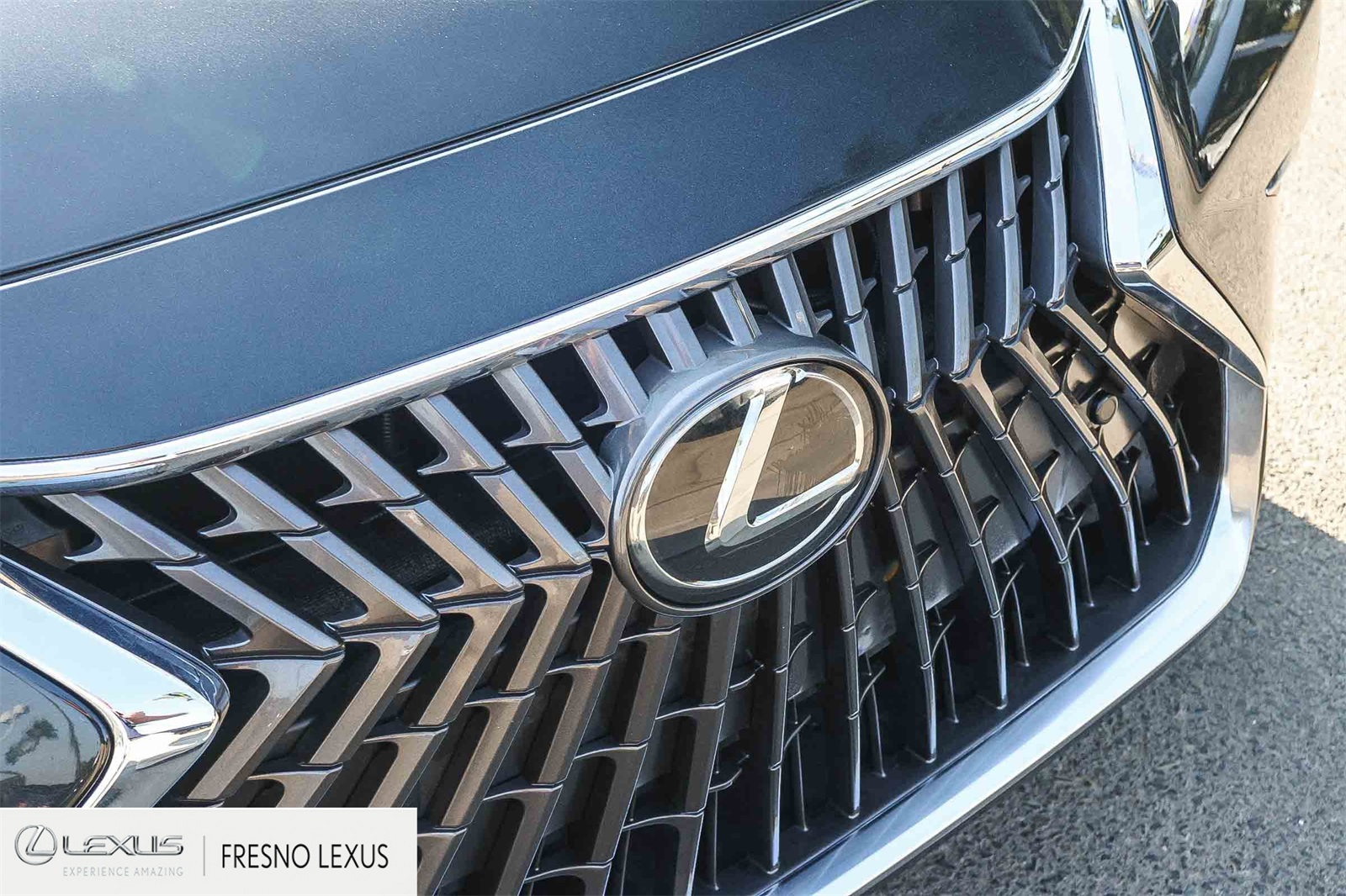 2022 Lexus ES 350 photo 10